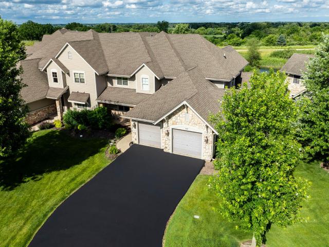 642 Eagleton Dr, Unit 5528, Geneva, WI 53147 | MLS #1967