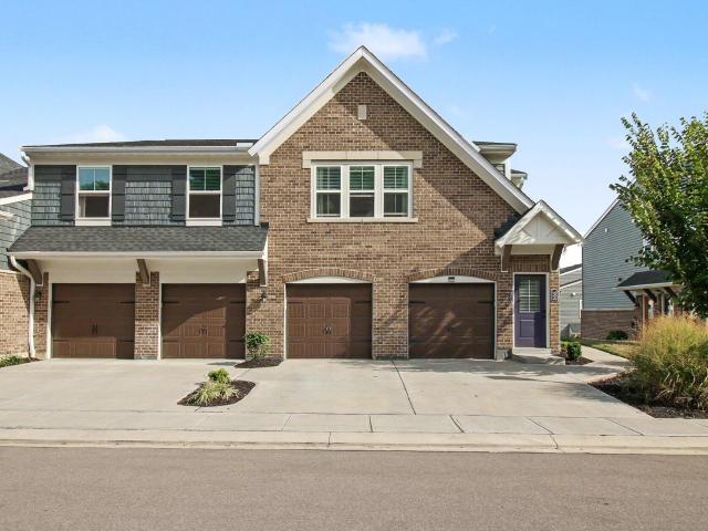 642 Foxhill Drive