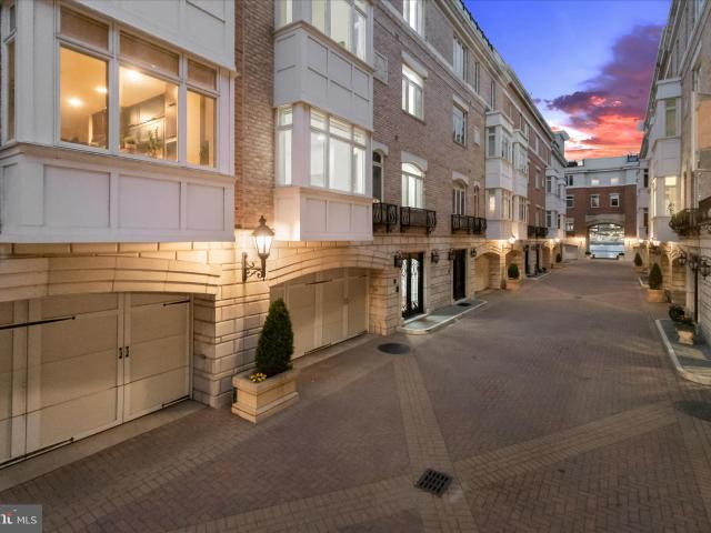 642 Ponte Villas S, Unit 141, Baltimore, MD 21230 | MLS #MDBA2208