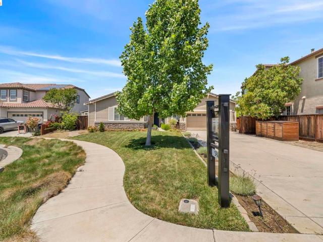 6432 Laurel Creek Pl
