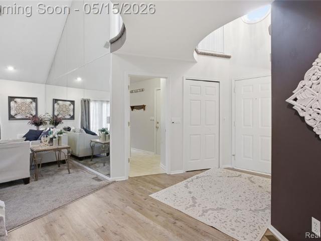 6432 Pinebrook Lane