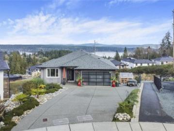 Cowichan Valley - Garden, Swimming pool