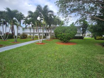 643 Durham, Deerfield Beach, FL 33442 | MLS #B26004