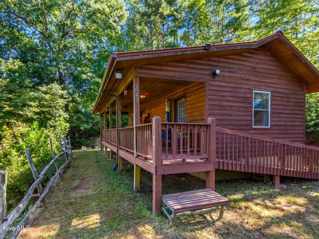 643 Zekes Trail