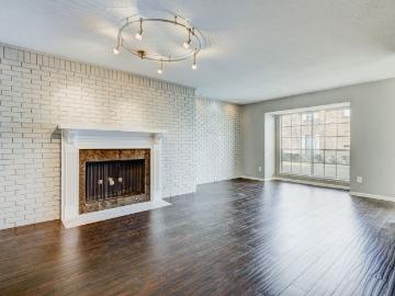 6444 Burgoyne Rd, Unit 104, Houston, TX 77057 | MLS #39217