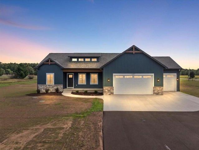 6440 17 Mile Rd NE, Cedar Springs, MI 49319
