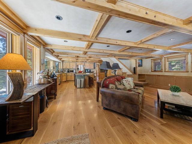 6442 Donner Road, Tahoe Vista, US, CA