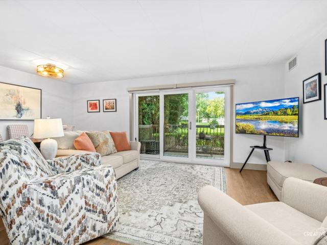 6443 clarendon hills Road # 107