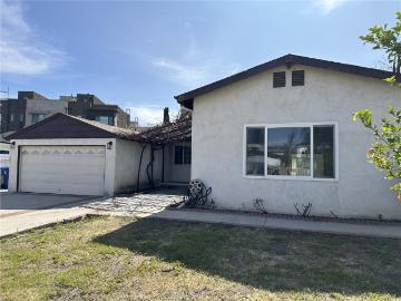 6443 Longridge Ave, Van Nuys, CA 91401 | MLS #BB26041