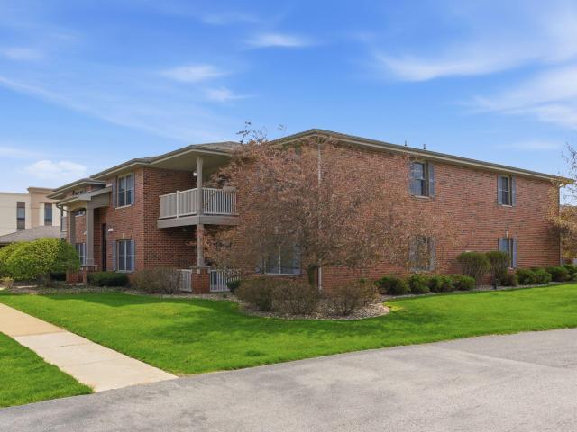 644 Cambridge Ct, Unit 2A, Munster, IN 46321 | MLS #837262