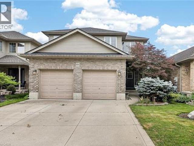 644 Hummingbird Crescent, Woodstock, ON, N4T 0B3 house for sale | Listing ID 40846 | Royal LePage