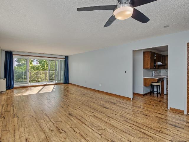 6450 York Avenue S # 516