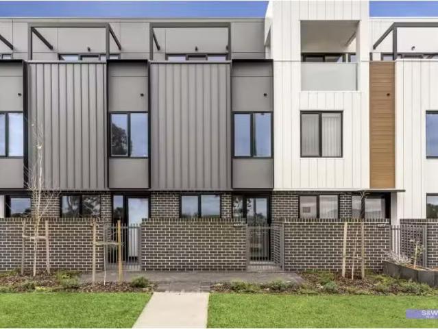 64/53 Camilleri Way, Gungahlin ACT 2912 Townhouse for rent Li.