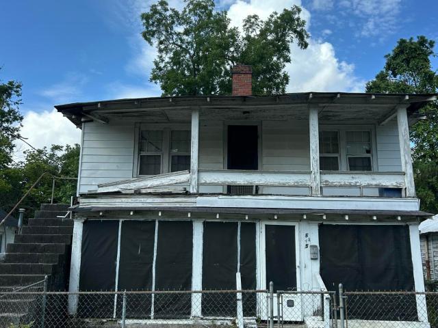 645 Maple Street