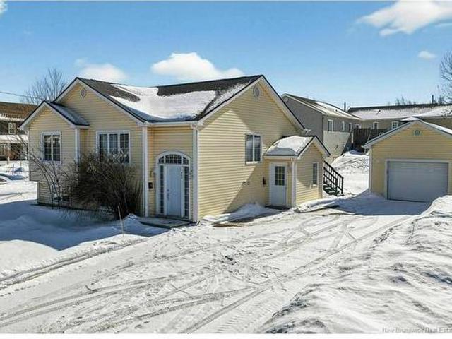 645 Melanson Rd, Dieppe, NB, E1A 1A5 house for sale | Listing ID NB134565 | Royal LePage