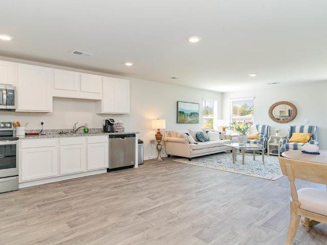 645 Perch Lane