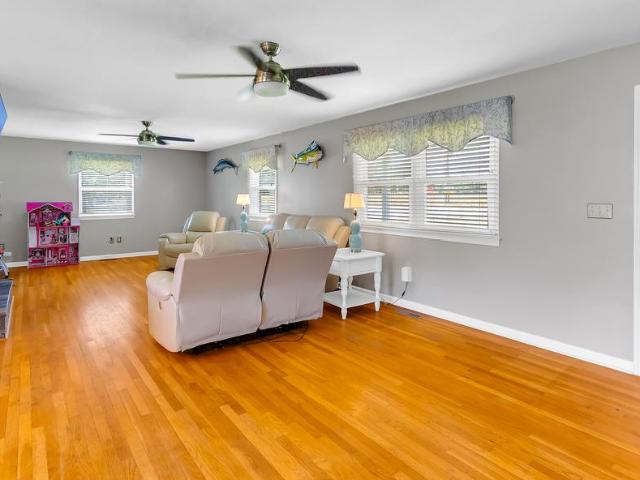 6465 Crockett Lane