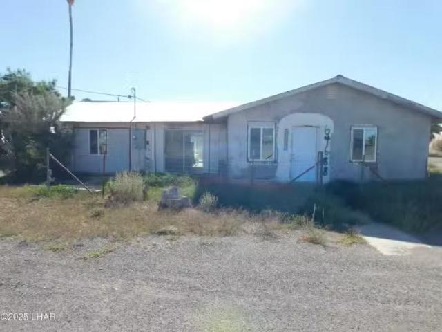64688 HARCUVAR DR, SALOME, AZ 85348