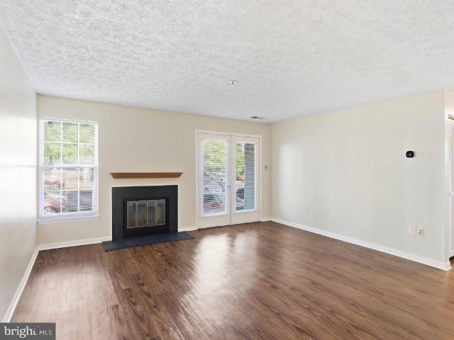 6460 Green Field Rd # 204