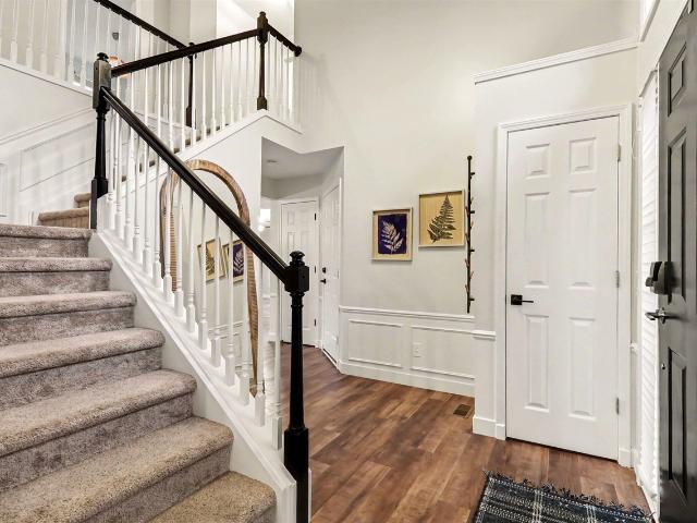 6463 Oakbrook Drive