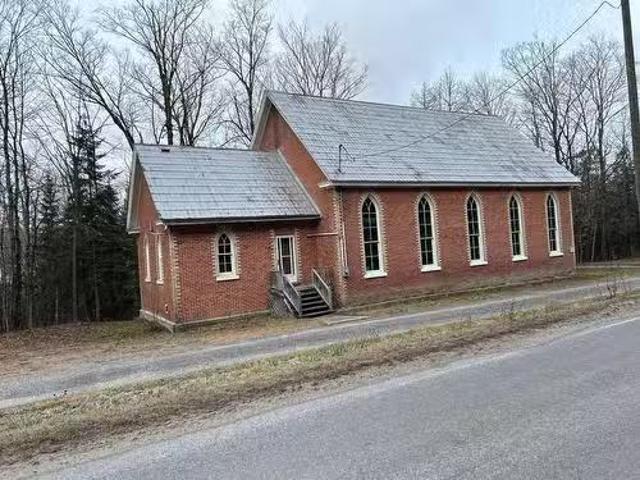 646Z Ch. Des Érables, La Pêche, QC, J0X 1A0 house for sale.