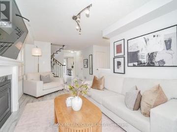646 Walpole Crescent, Newmarket, ON, L3X 2B4 house for sale | Listing ID N13494 | Royal LePage