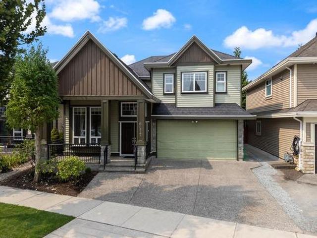 6477 Street, Surrey, BC, V3W 1T4 house for sale | Listing ID R3156 | Royal LePage