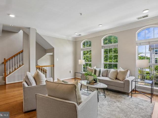 647 B Main Street # 647 B