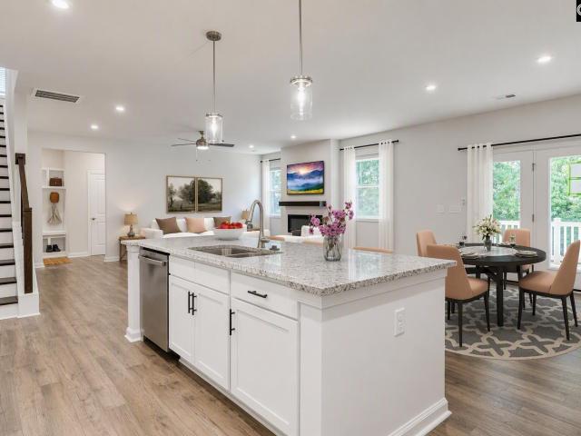 647 Griffon Drive