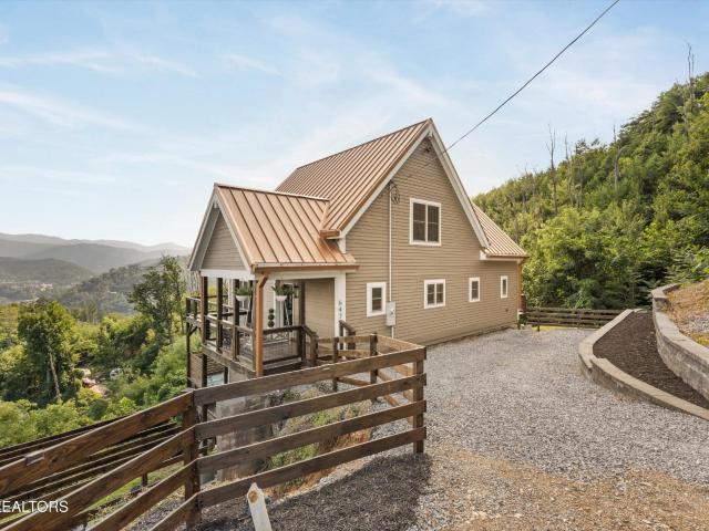 647 Kristis Place