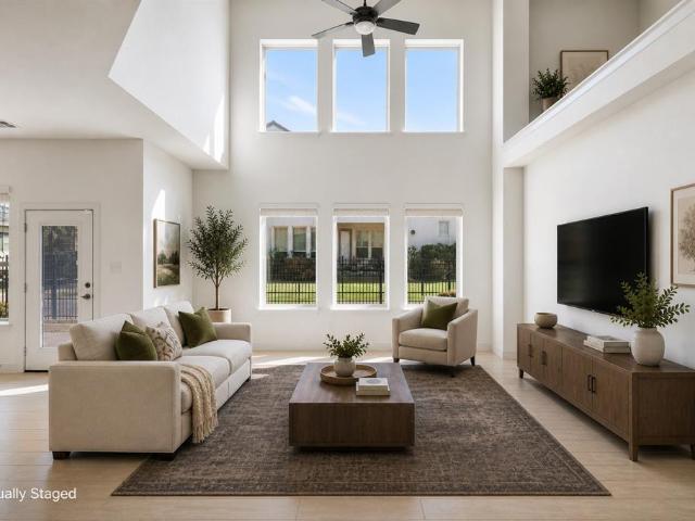 648 Courtyard Lane