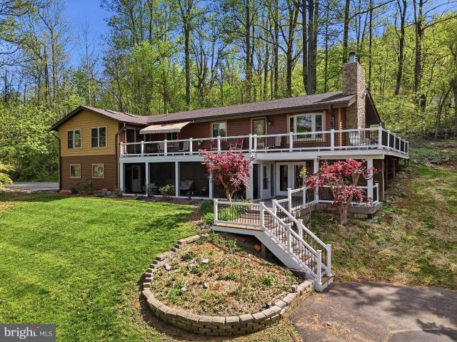 648 Creek Rd, Front Royal, VA 22630 | MLS #VAWR2013