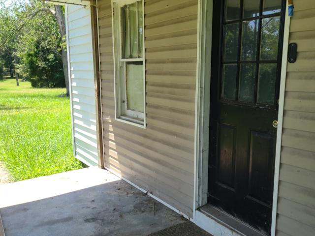 648 Hunt Road SE