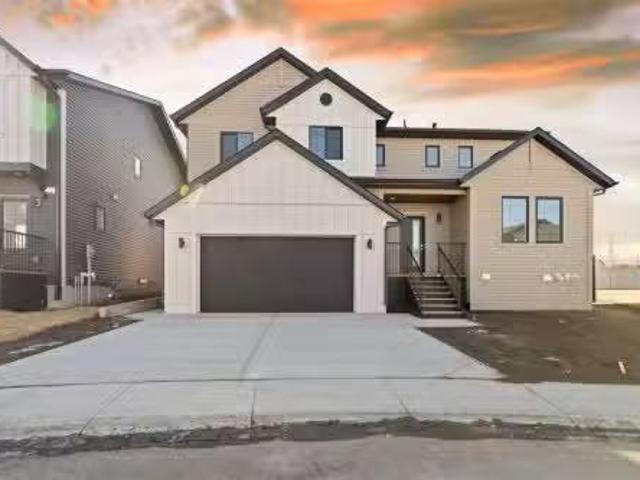 648 South Point Heath Sw, Airdrie, AB, T4B 5H9 house for sal.