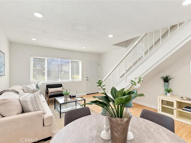 648 W Main D