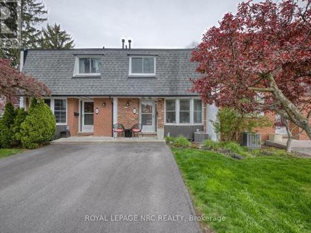 64 77 Linwell Road, St. Catharines Lakeport, ON, L2N 6R1 townhouse for sale | Listing ID X13073 | Royal LePage
