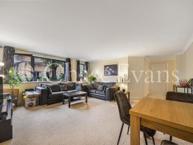 64 87 Cumberland Mills Square, Cubitt Town, London, E14 3BJ, United Kingdom | 2 bed apartment for rent #138595184 | Rentberry