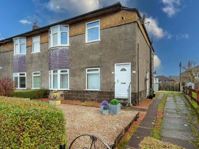 64 Trinity Avenue G52, 3 bed flat to rent, £1,200 pcm | PrimeLocation