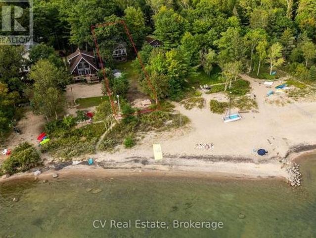 64 Wahnekewening Drive, Tiny, ON, L0L 2J0 house for sale | Listing ID S13788 | Royal LePage