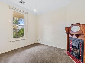 64 Walter Street, Ascot Vale VIC 3032