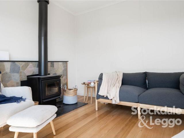 Fully Furnished Coastal Living with Sweeping Views