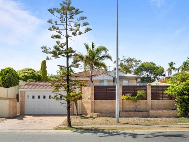 64 Windlass Avenue, OCEAN REEF, WA 6027