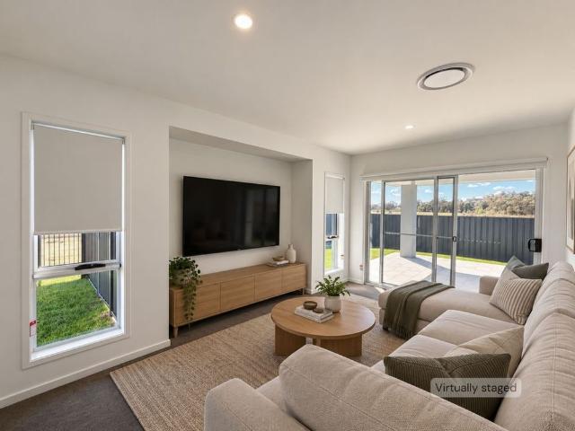 64 Wildflower Circuit, Bellbird