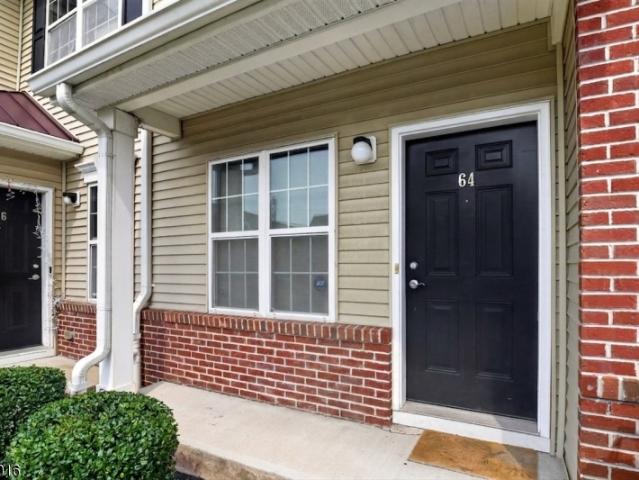 64 Andrews Way