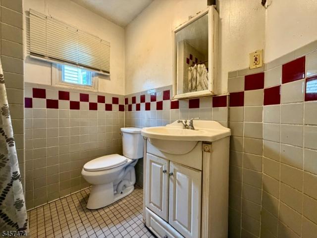 64 Cedarbrook Rd