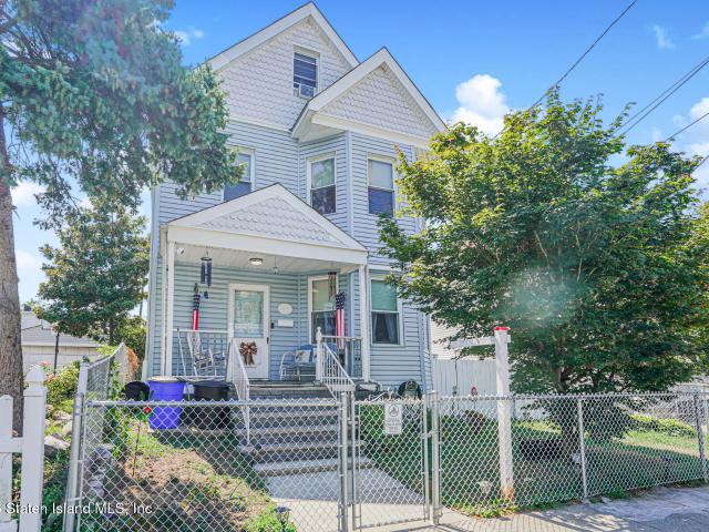 64 Chestnut Avenue