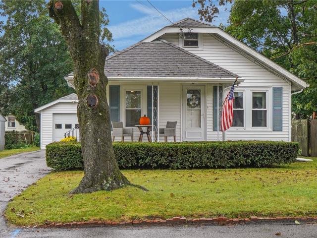 64 Crest Avenue