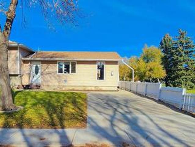 64 Dalgliesh Drive, Regina, SK, S4R 4J4 house for sale | Listing ID SK051638 | Royal LePage