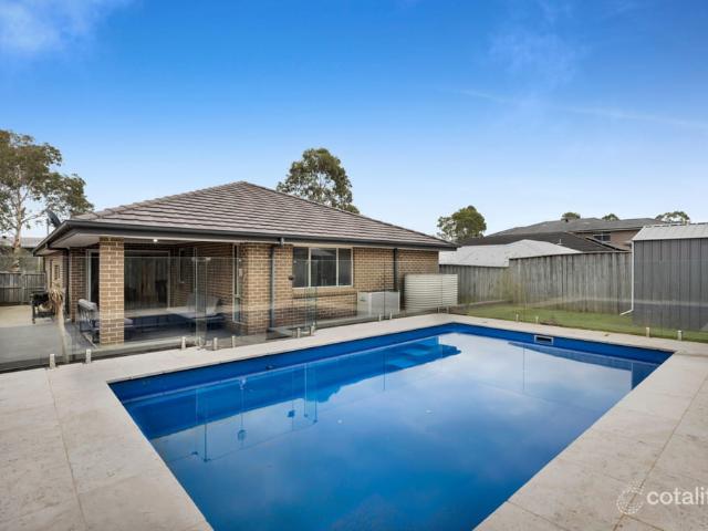 64 Gawler ave MINTO NSW
