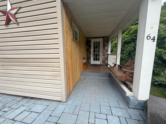 64 Glendale Lane